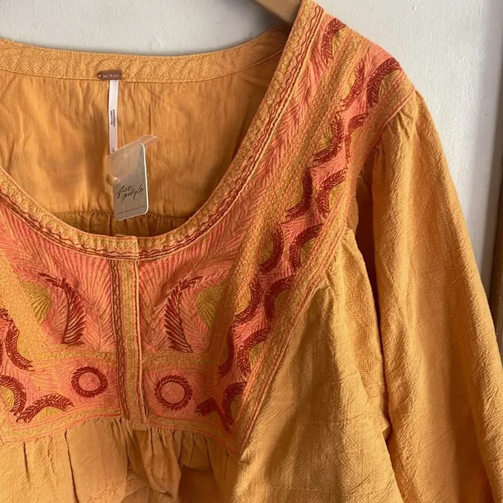 FREE PEOPLE Embroidered Iggie Woven Crop Top Cairo Combo